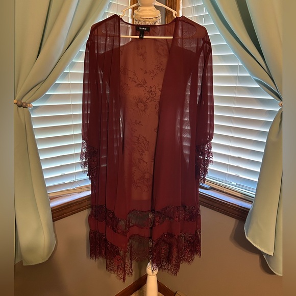 Torrid Chiffon Kimono - Picture 2 of 6